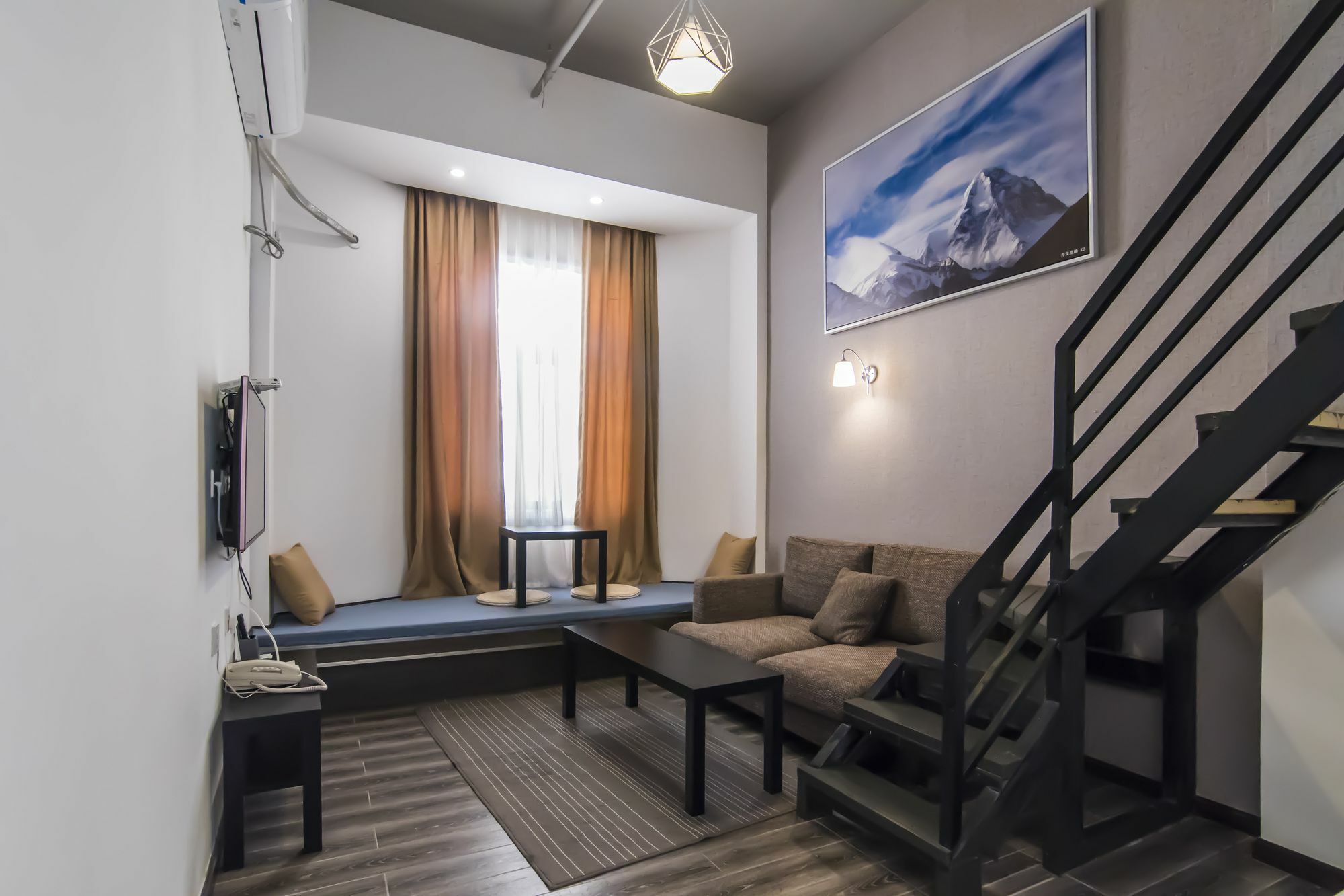 Masherbrum Outdoor Travelling Hostel 청두 외부 사진