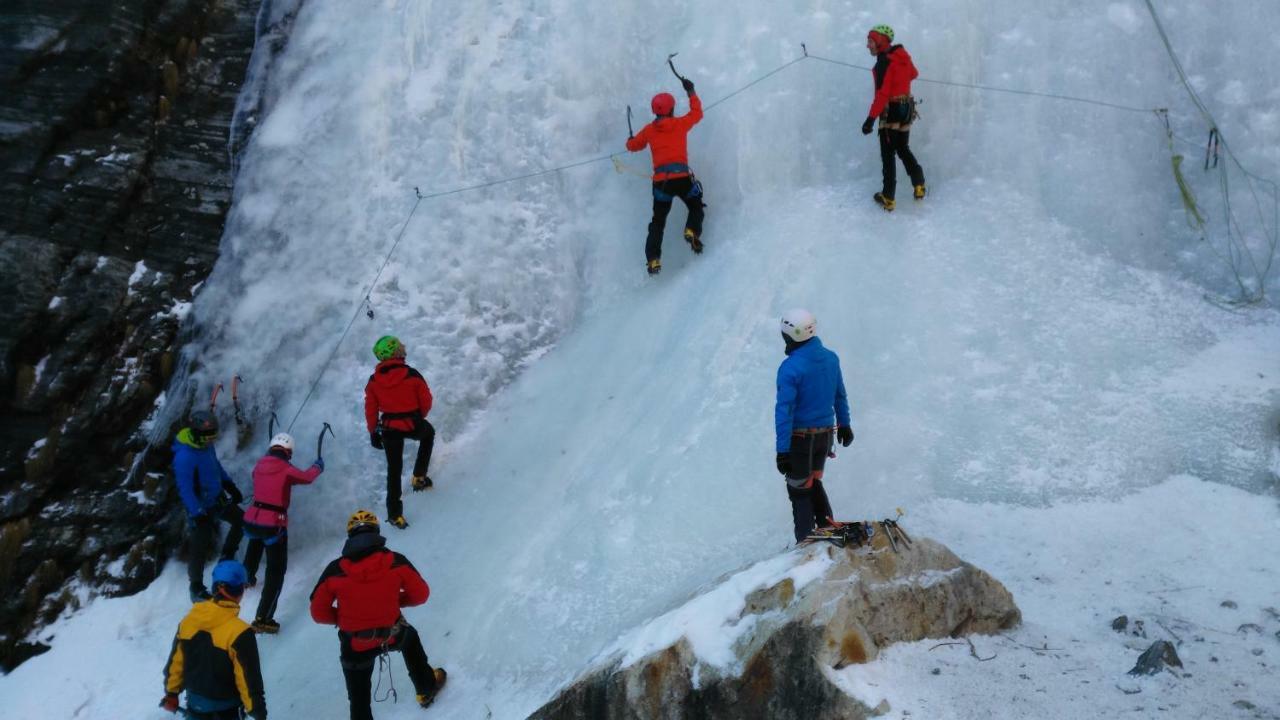 Masherbrum Outdoor Travelling Hostel 청두 외부 사진